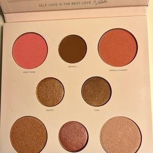 NWT! Pur Embrace Your Face Eye & Cheek Palette.